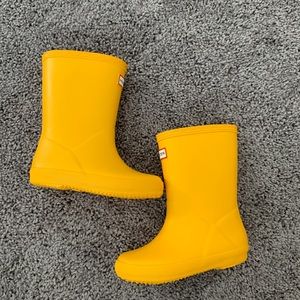 Hunter boots toddler yellow
